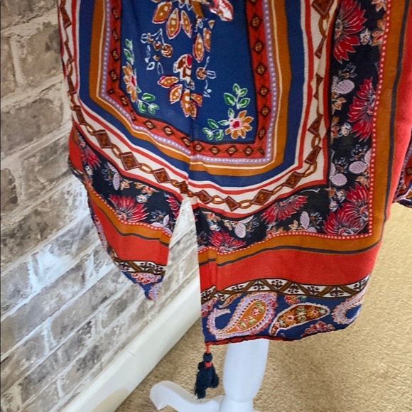 Democracy Multicolored V-Neck 3/4 Sleeve Relaxed Blouse. Size 1X. - Picture 7 of 14